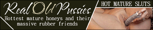 Fabulously seductive old mamas playing with their wet holes